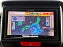 ホンダ　Ｎ−ＢＯＸカスタム　Ｇ・Ａパッケージ　ＥＴＣ　バックカメラ　両側電動スライドドア　ナビ　ＴＶ　衝突被害軽減システム　ＨＩＤ　スマートキー　アイドリングストップ　ベンチシート　ＣＶＴ　盗難防止システム　ＡＢＳ　ＥＳＣ　ＣＤ　ＵＳＢ image 7