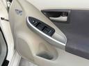 トヨタ　プリウス　Ｓ　ＥＴＣ　ナビ　ＴＶ　アルミホイール　ＣＶＴ　スマートキー　電動格納ミラー　盗難防止システム　衝突安全ボディ　ＡＢＳ　ＥＳＣ　エアコン　パワーステアリング　パワーウィンドウ　運転席エアバッグ image 14